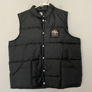 Two Fingers Tequilla Men’s 2XL Promotional Puffer Vest, Black, Snap Front